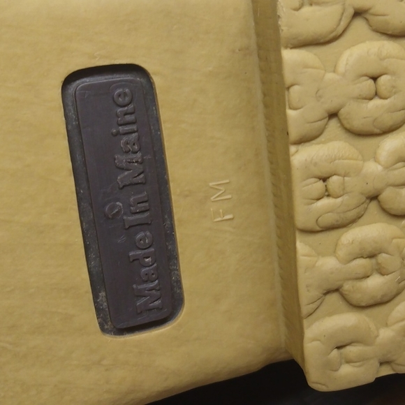 L.L. Bean BOOTS - Picture 6 of 12